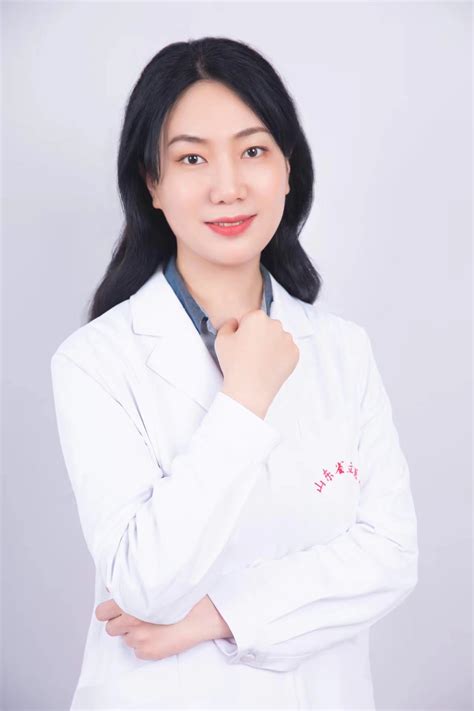 Can eating cherries cause black stools?