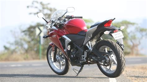 Honda CBR250R 2013 STD Compare Bike Photos - Overdrive