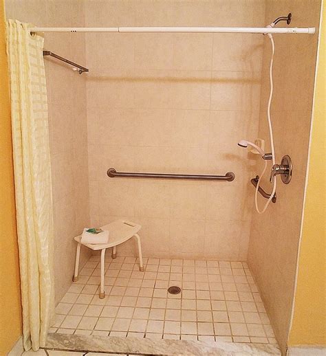 EMERALD SHORES HOTEL (Daytona Beach Shores) - Hotel Reviews, Photos ...