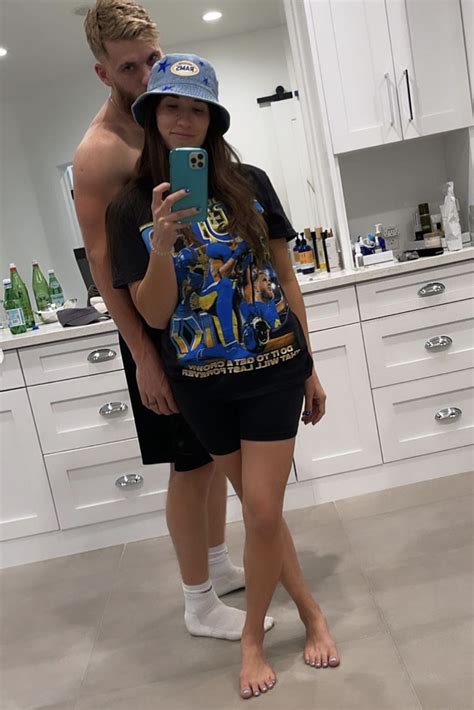 Rams' Cooper Kupp gets cozy with wife Anna in new photo