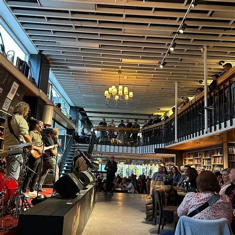 THE OLD BOOKSTORE IN REYKJAVIK (2025) All You Need to Know BEFORE You ...