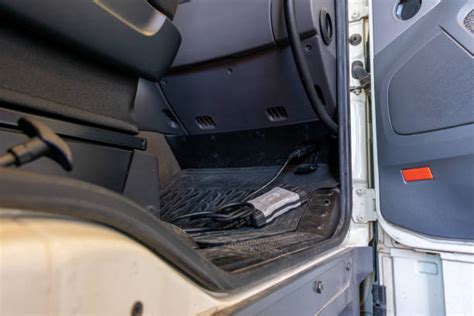 Computer Lab Semi-Trailer 的图像结果