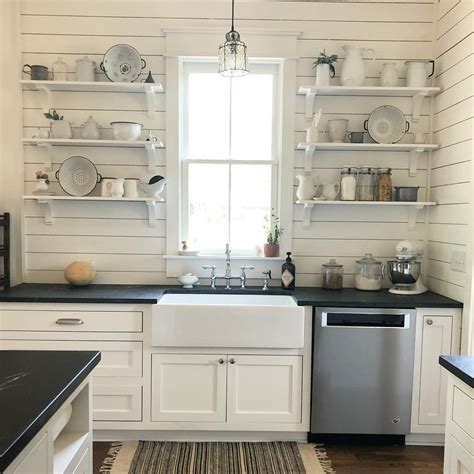 20 Stunning Shiplap Backsplash Kitchen Ideas You’ll Love