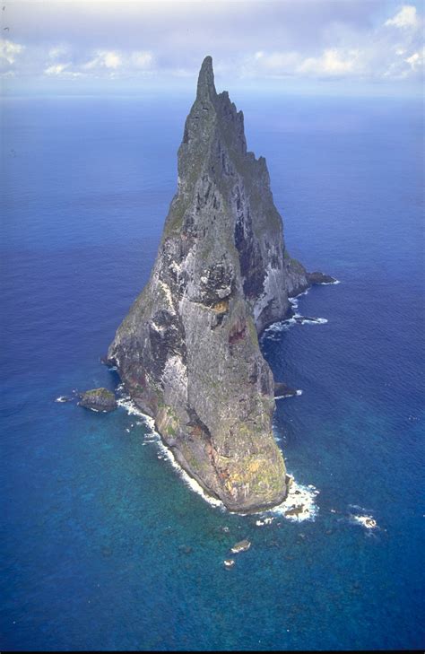 Climbing Balls Pyramid - The Australian Museum Blog