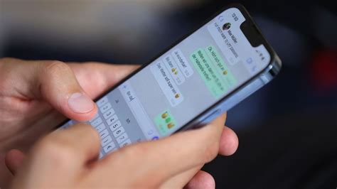 mark zuckerberg announces whatsapp users will use two accounts with ...