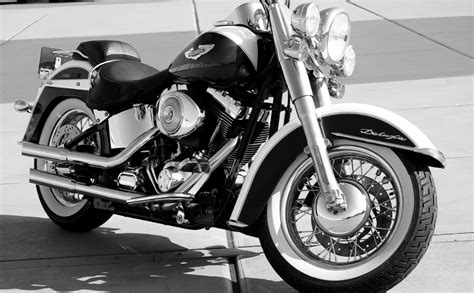 Osl Bajaj - Two Wheeler Showroom in Kolkata