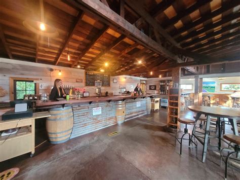 Hood River Fruit Loop, Oregon Destination! - Switchback Valley