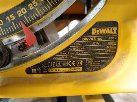 Table saw DeWalt DW745 with saw table - PS Auction - We value the ...