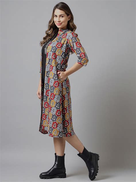 Front Open Shrug – Azira-Ind