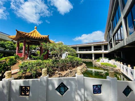 Review: IASS Hawaii Lounge at Honolulu International Airport (HNL) For ...