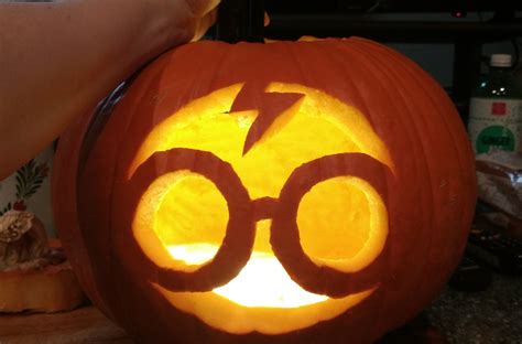 My Harry Potter pumpkin | Pumpkin carving, Cute pumpkin carving, Harry ...