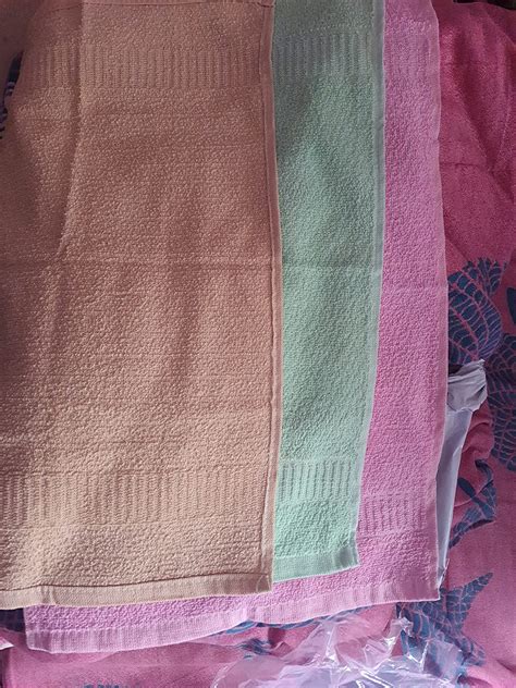 Pogo Soft Cotton Hand Towel/Soft Cotton Face Towel (Multicolour, 50 * ...