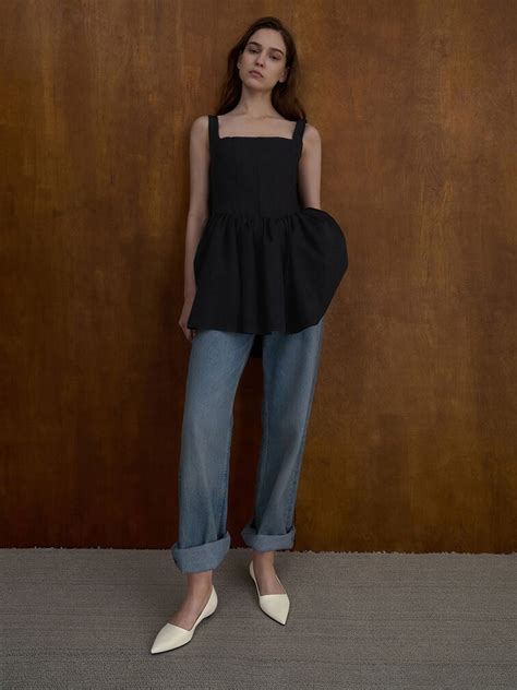 Pointed-Toe Kitten-Heel Pumps - Chalk - CHARLES & KEITH IN