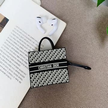 Shop the Best Apple AirPods Pro 2 Cases | Hanging Owl India