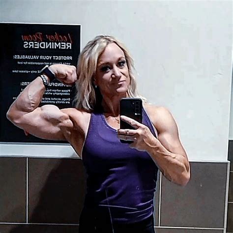 Clit GIF by lisacrossxxx : r/BigArms