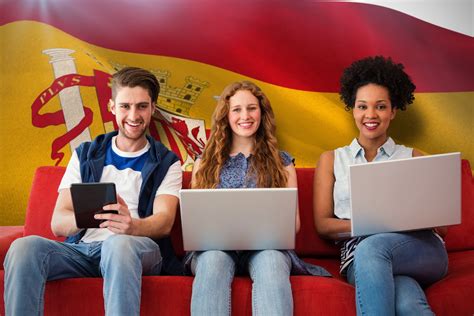 2022年西班牙留学费用一年多少钱？_硕士_本科_课程