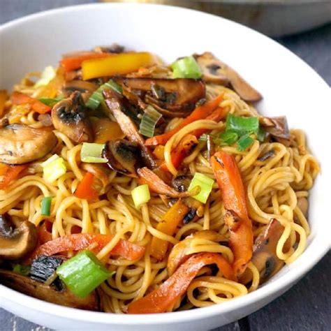 Stir Fry Egg Noodles