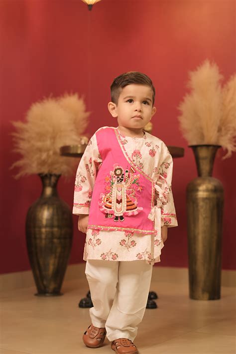 Pear Bear Goddess Idol Embroidered Kurta Set