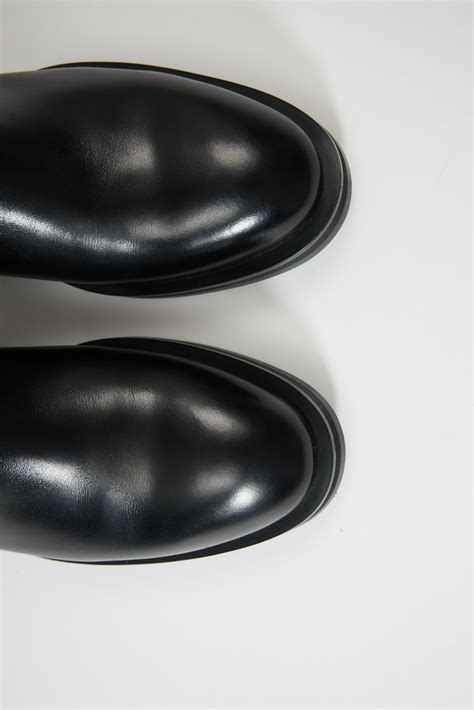 Lonza Peta Black ( USD$189.00 ) - premium women's shoes on lonzashoes.com