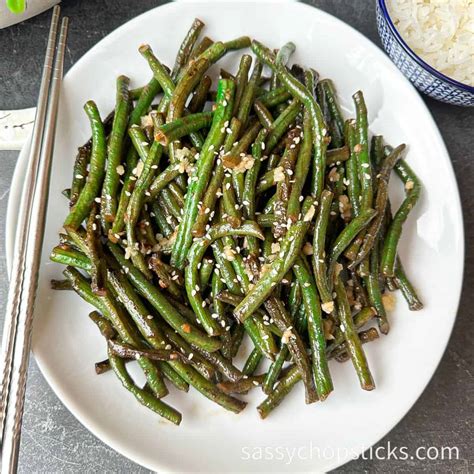 Chinese Long Beans Recipe (Stir Fried With Garlic) - Sassy Chopsticks