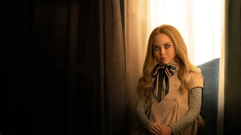 Allison Williams As Gemma Violet McGraw As Cady Ronny Chieng As David ...