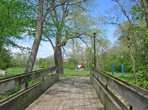 Facilities • Frog Island Park