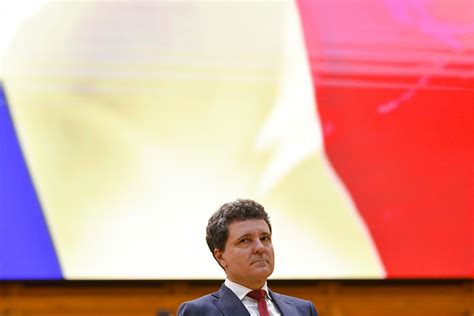 Nicușor Dan took the oath and became the fifth president of post-revolutionary Romania