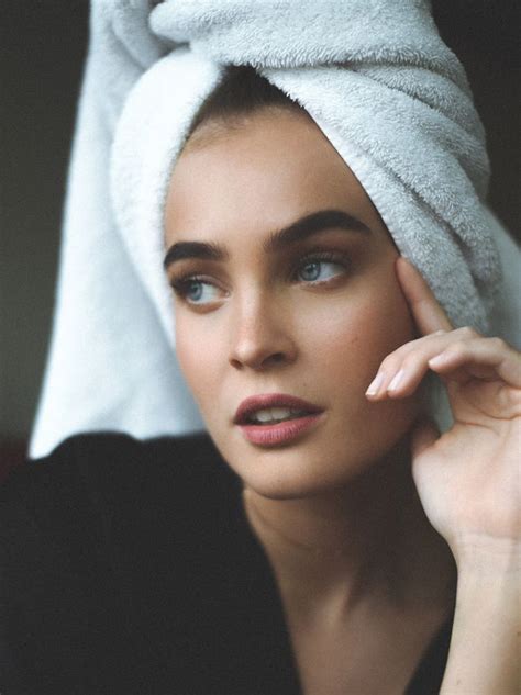 AMANDA STROMBERG | Snoop Models