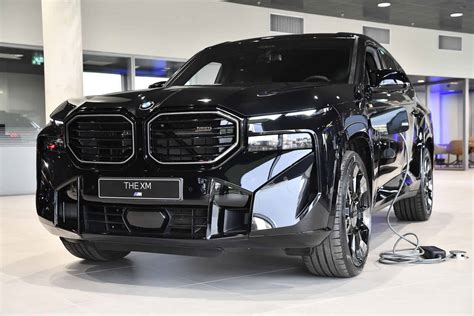 Pitch Black Vs Jet Black at Eva Brown blog