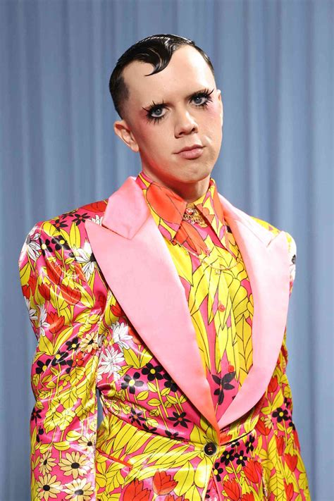 Black Cherry Lips and Other Best Beauty Looks at the 2025 Met Gala