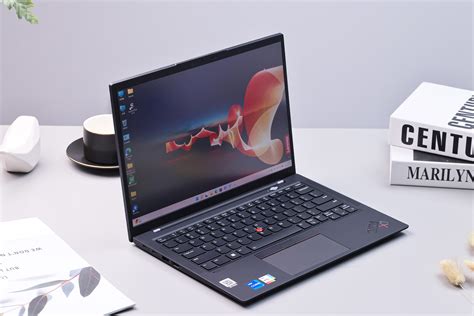 ThinkPad对比苹果M1机型：12代酷睿助力传奇PC再攀性能新高！_-泡泡网