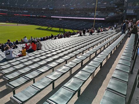 Bleacher Seats At Oracle Park at Georgia Challis blog
