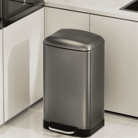 Stainless Steel Kitchen Trash Can with Lid, 30L / 8gal Commercial ...