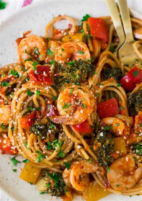 Spicy Shrimp Pasta {Creamy Spaghetti Recipe!} - WellPlated.com