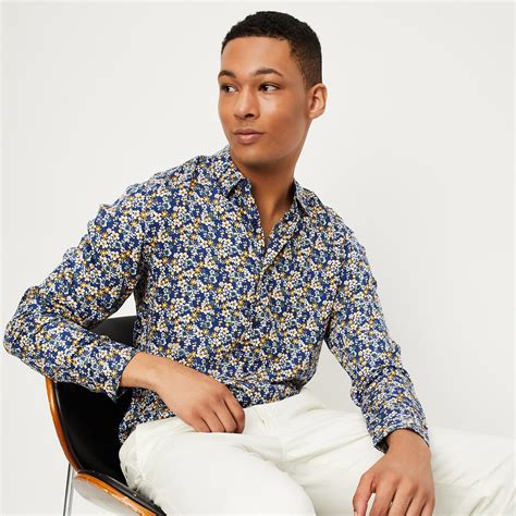 Buy Casual Shirts for Men Online in India | Max Fashion