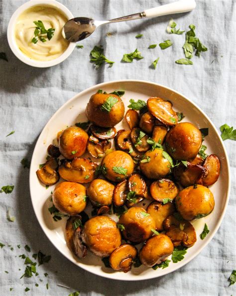 Sauteed Mushrooms in Honey Balsamic Vinegar By Foodzesty Blog ...