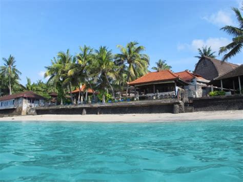 ANOM BEACH INN BUNGALOWS (Candidasa, Bali) - Hotel Reviews & Photos ...