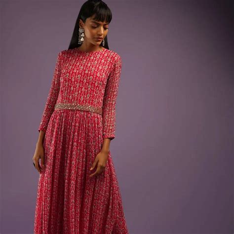 Shop Wedding Outfits Under INR 10,000 Online | LBB