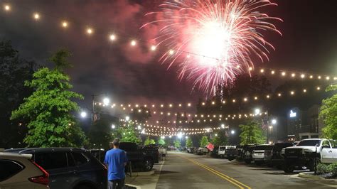 PHOTOS: July 4th Celebration on the River with fireworks