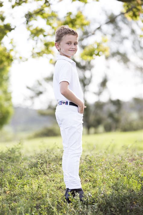 White Out: Mastering Monochromatic Looks with Boys’ White Jeans – THE ...