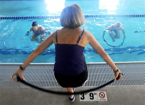 BodyBar AquaFlex Pool Workout Bar for Water Aerobics and Aquatic Therapy