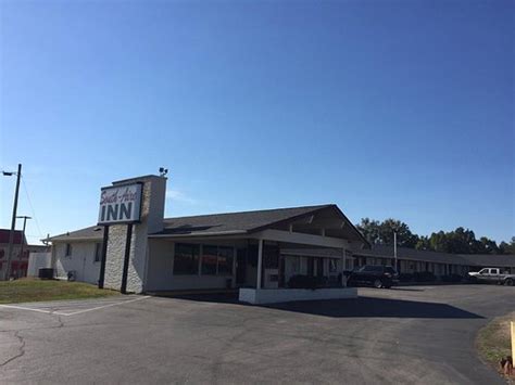 RODEWAY INN (Dickson) - Hotel Reviews, Photos, Rate Comparison ...