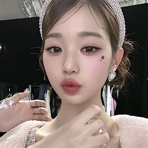 Pin by آلاء محمد on Eev | Korean beauty trends, Beauty trends, Makeup looks
