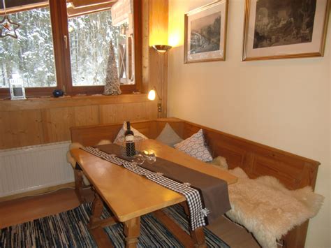 Ganzjährige Holzhäuser mit Kamin am Meer und See in Jezierzany | Urlaub ...