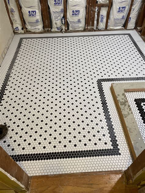 Jump into the World of Tile Design Ideas | Vintage bathroom floor ...