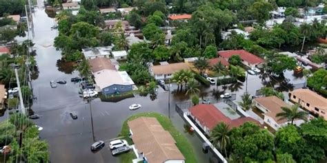 Tropical rainstorms in South Florida lead to flight delays and streets ...