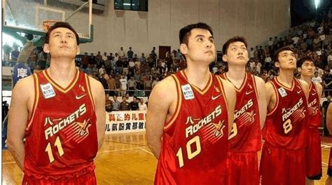作为八一队球员, 中国男篮主帅李楠是什么级别? 工资待遇如何