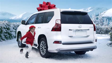 Experience the Childlike Excitement of the Holidays with Lexus