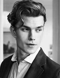Hairstyles For Guys With Medium Hair by 21 Medium Length Hairstyles For Feed Inspiration Hairstyles For Guys With Medium Hair