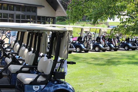 Gull Lake Country Club-Gull Lake Country Club